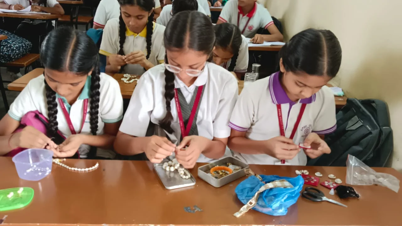 Ambe Group of Schools | Jewellery Making